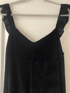 Maternity Black Velvet V-Neck Ruffle Strap jumpsuit